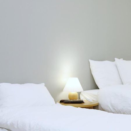 Dada House Aparthotel Seoul Bagian luar foto
