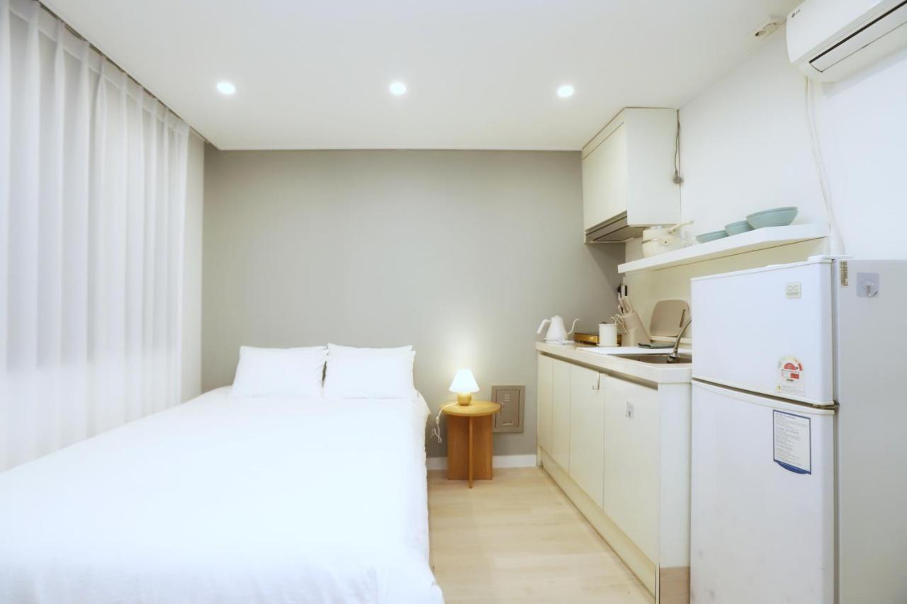 Dada House Aparthotel Seoul Bagian luar foto