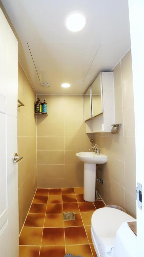 Dada House Aparthotel Seoul Bagian luar foto